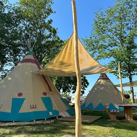 Falkenburg Tipi Illinois 아파트 외부 사진